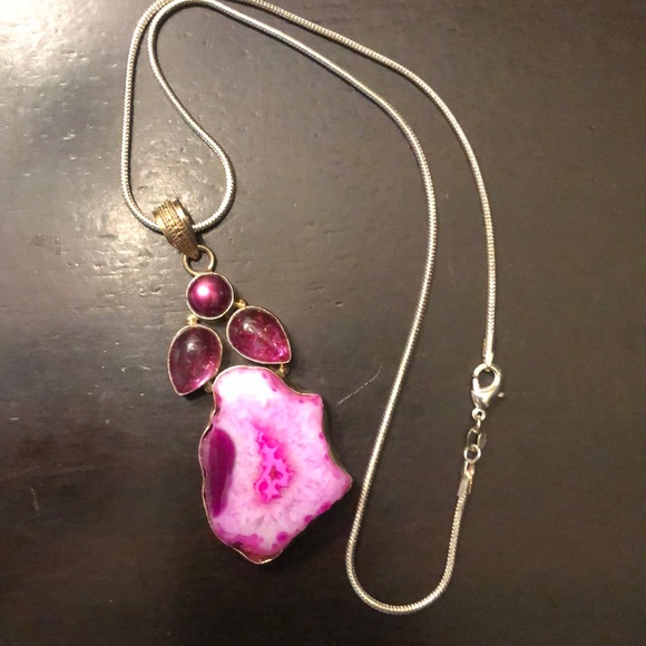 Beautiful necklace - Picture 3 of 3